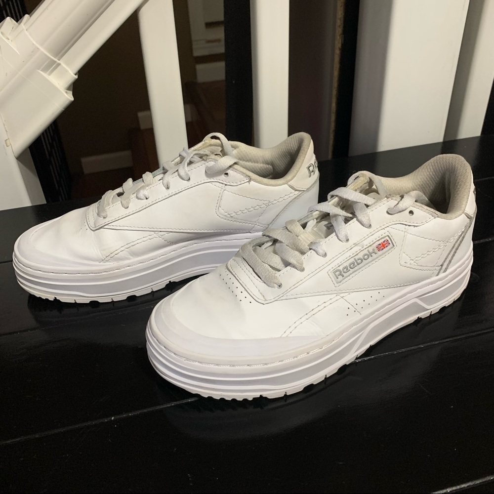 Reebok platform sneaker